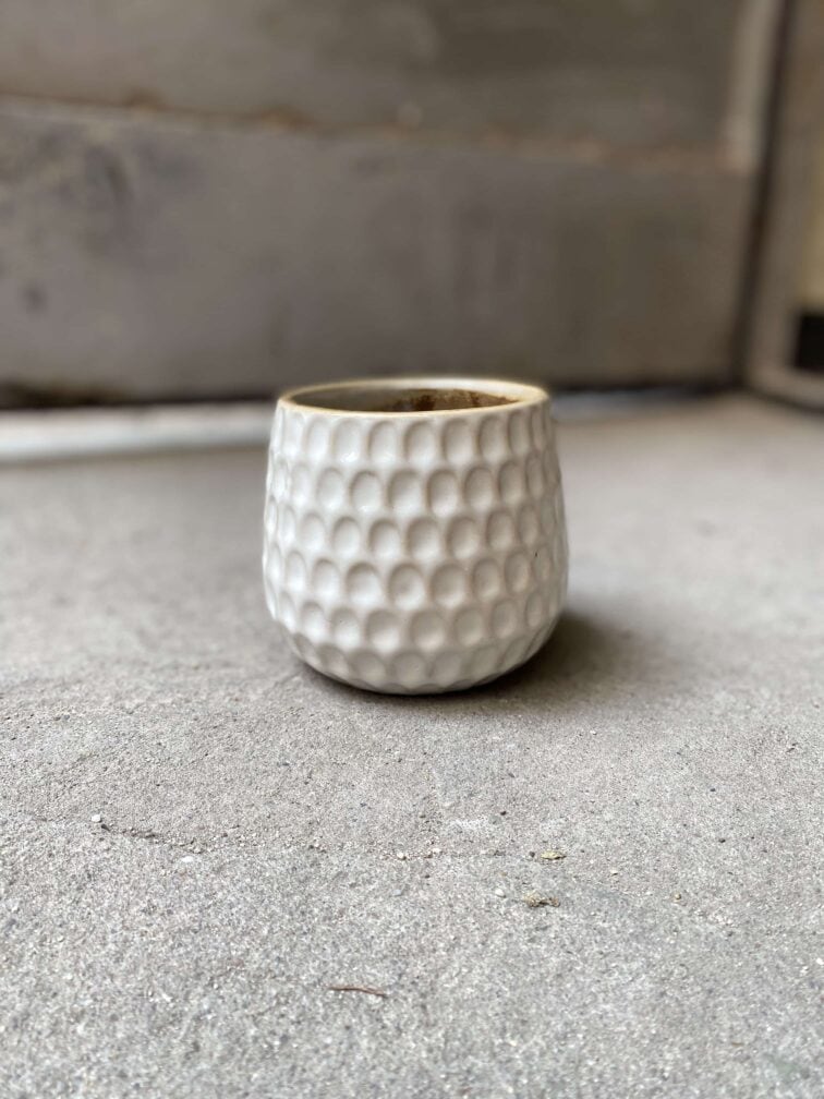 Zdjęcie Osłonka Pszczoła 9x10 cm w kategorii doniczki, ujęcie 3