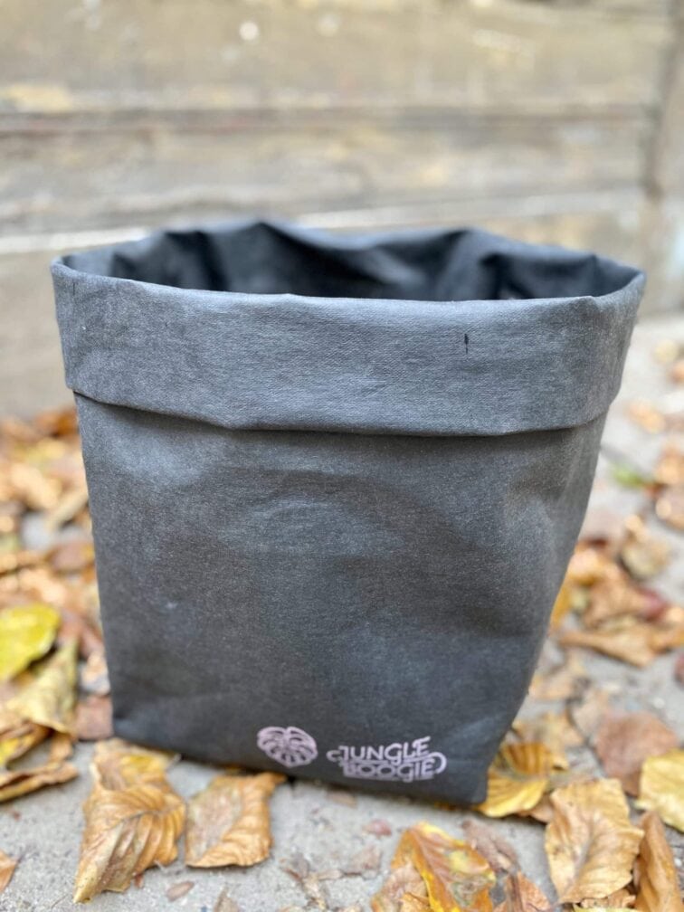 oslona-washpapa-czarna_33x30-0.jpg Zdjęcie doniczki lub oslonki: Osłona Washpapa Czarna 33x30 cm, ujęcie 1