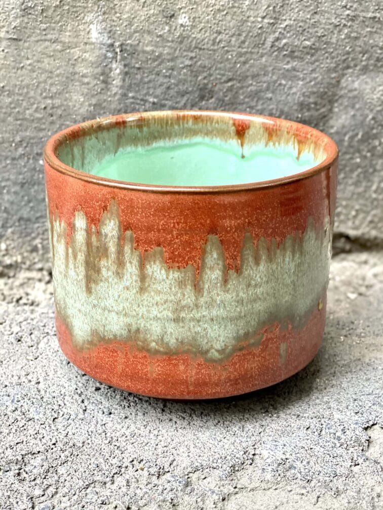 Zdjęcie doniczki lub oslonki: Osłonka Bloody Sunday 12x10 cm, ujęcie 1