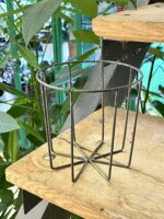 Zdjęcie doniczki lub oslonki: Stojak na osłonki 13x13&nbsp;cm, ujęcie 4