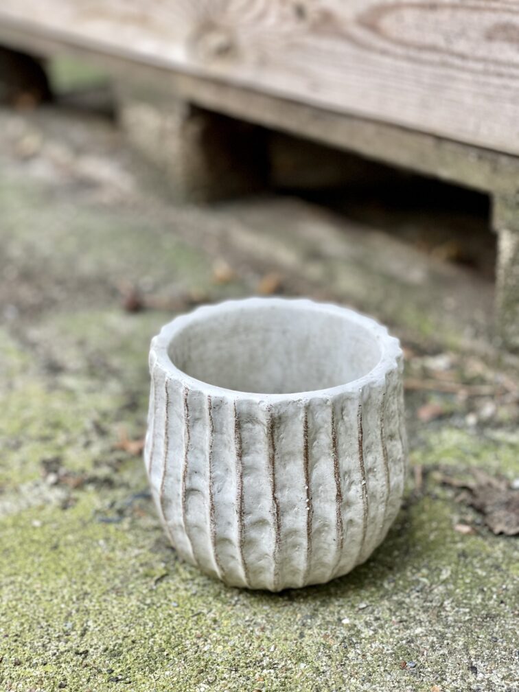 Zdjęcie doniczki lub oslonki: Osłonka Earth White 9x11&nbsp;cm, ujęcie 1