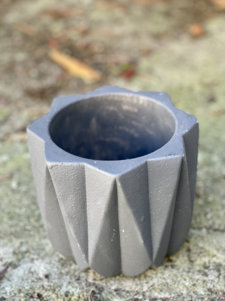 Zdjęcie doniczki lub oslonki: Osłonka industrial grey 11x13&nbsp;cm, ujęcie 1