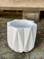 Zdjęcie doniczki lub oslonki: Osłonka Industrial White 11x13&nbsp;cm, ujęcie 1