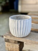 Zdjęcie doniczki lub oslonki: Osłonka lines 10x10&nbsp;cm, ujęcie 1