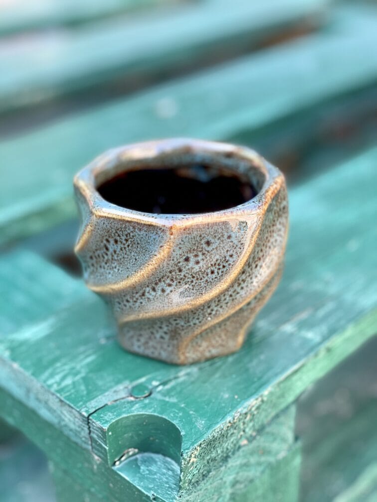 Zdjęcie doniczki lub oslonki: Osłonka Twist 6x6&nbsp;cm, ujęcie 1