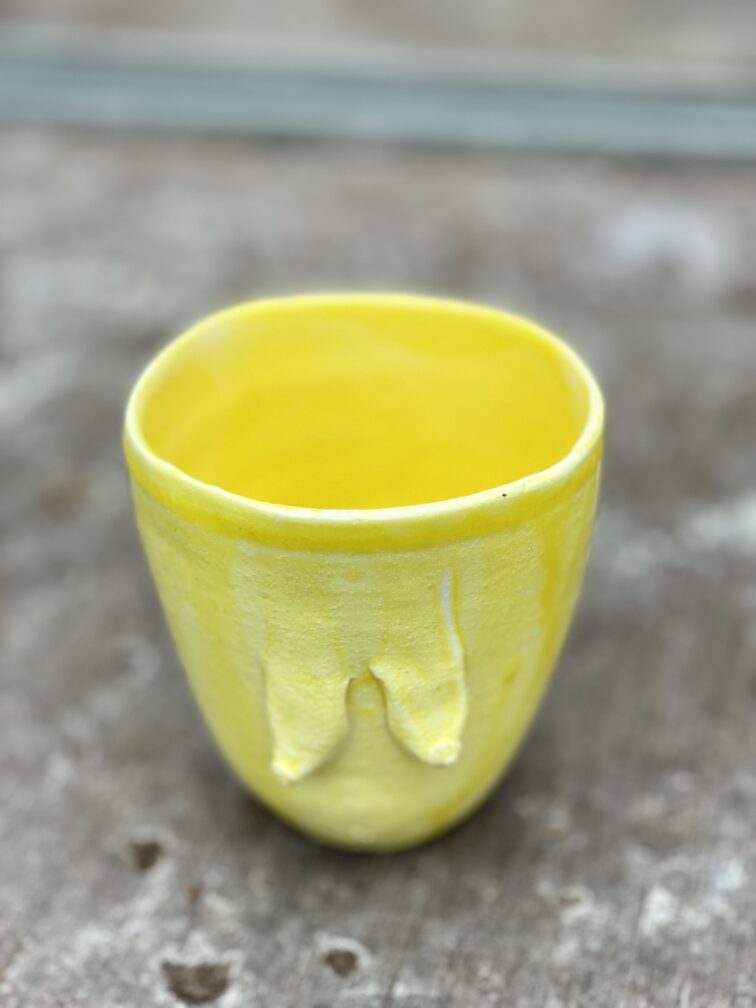 Zdjęcie doniczki lub oslonki: Osłonka Boginka Yellow 8x10&nbsp;cm, ujęcie 1