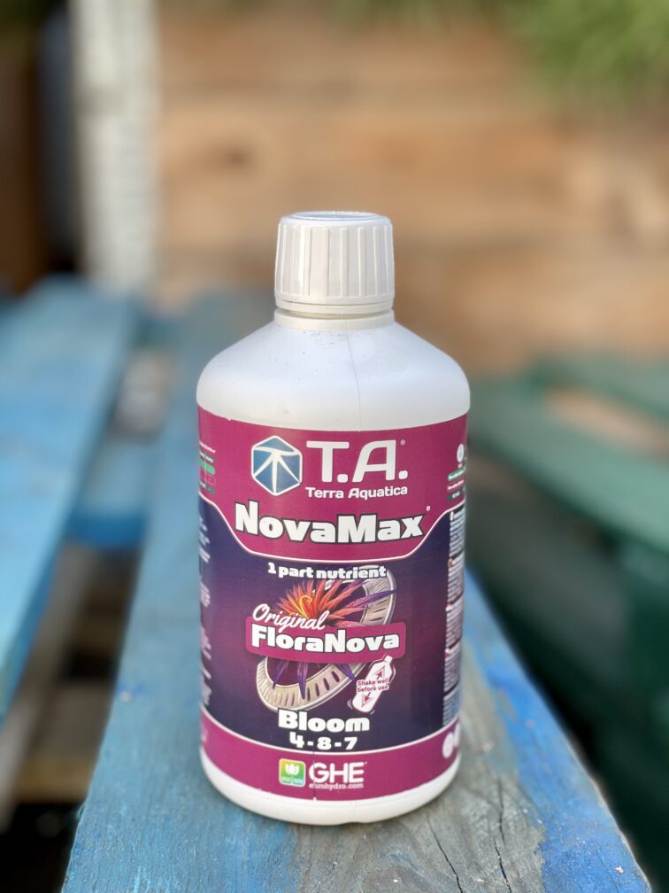Zdjęcie akcesoria Nawóz na kwitnienie NovaMax Bloom Terra Aquatica 0,5l, ujęcie 1