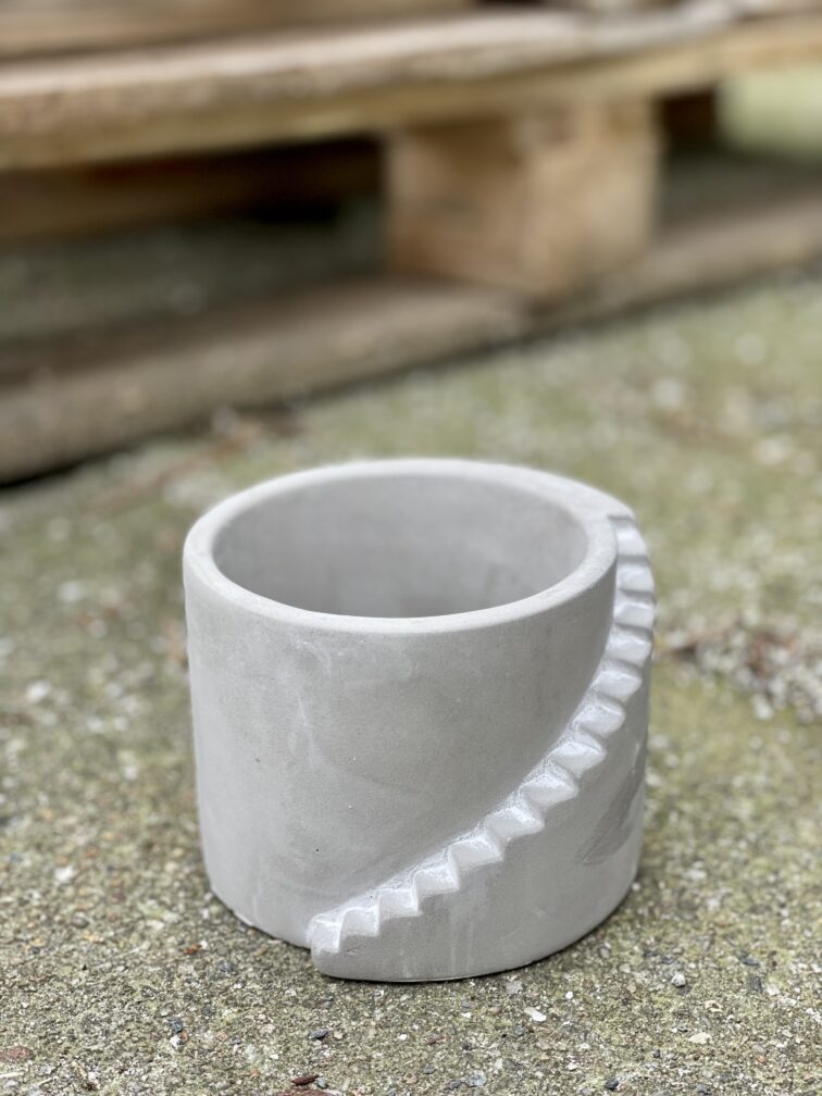 Zdjęcie doniczki lub oslonki: Osłonka Stairs 8x9&nbsp;cm, ujęcie 1