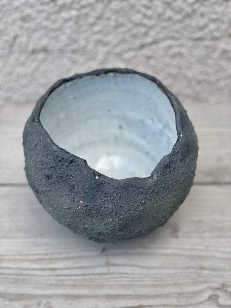 Zdjęcie doniczki lub oslonki: Osłonka Cauldron 11 × 15 cm, ujęcie 3