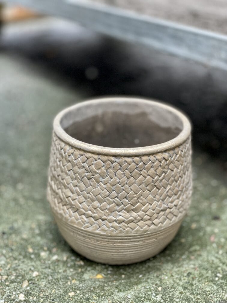 Zdjęcie doniczki lub oslonki: Oslonka Gold Basket 11 × 13 cm, ujęcie 1