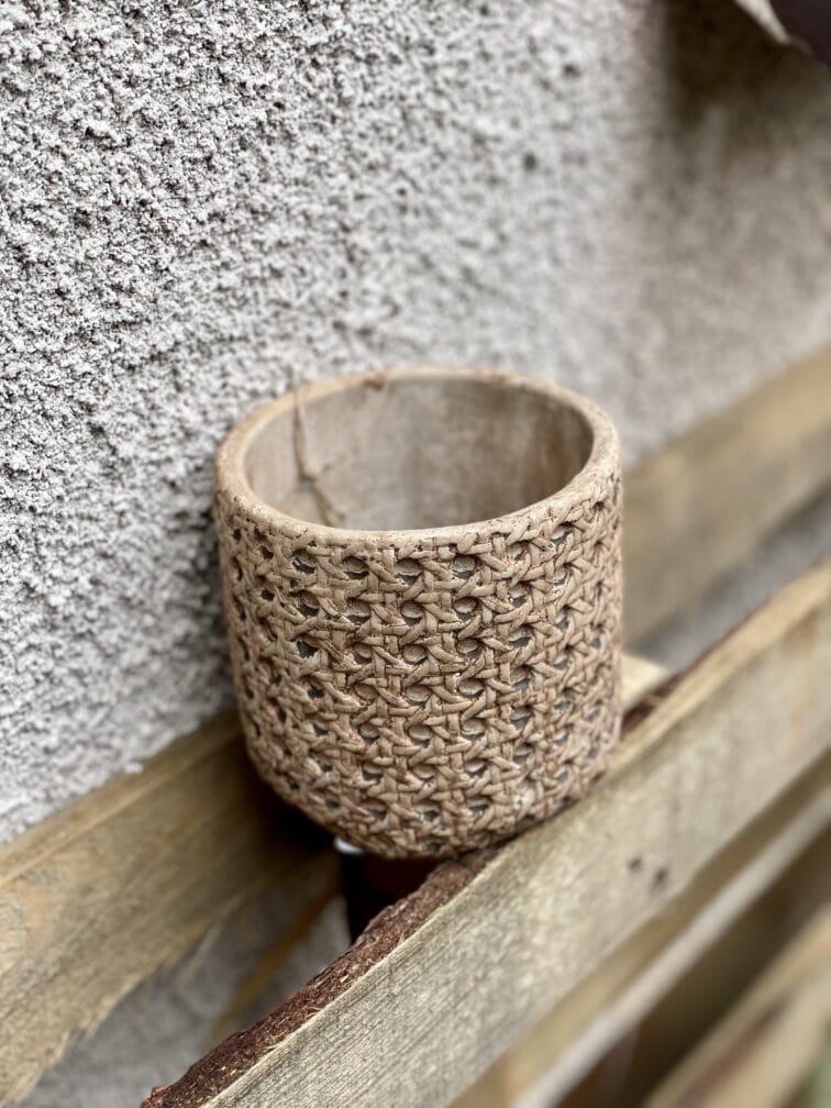 Zdjęcie doniczki lub oslonki: Osłonka Rattan 9 × 10 cm, ujęcie 3