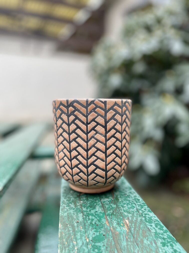 Zdjęcie doniczki lub oslonki: Osłonka Fishbone Peach 9x11 cm, ujęcie 1
