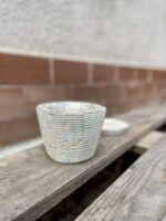 Zdjęcie doniczki lub oslonki: Osłonka rubbed White 10x10 cm, ujęcie 2