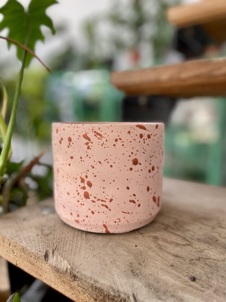 Zdjęcie doniczki lub oslonki: Osłonka Pink Splash 10x10 cm, ujęcie 1
