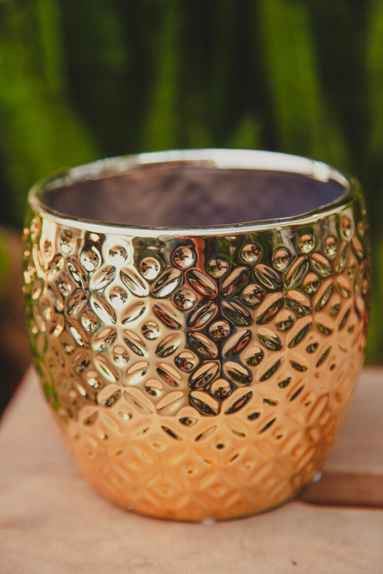 Zdjęcie doniczki lub oslonki: Osłonka Arabesque Gold 12 × 12 cm, ujęcie 2